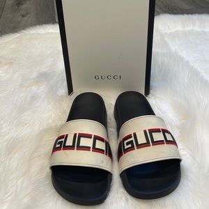 Mens used Gucci slides white